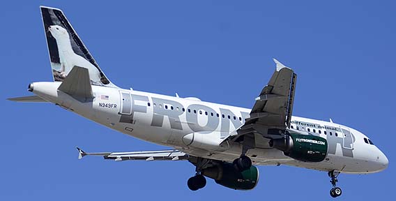 Frontier Airbus A319-111 N949FR Erma the White Ermine, Phoenix Sky Harbor, March 6, 2015